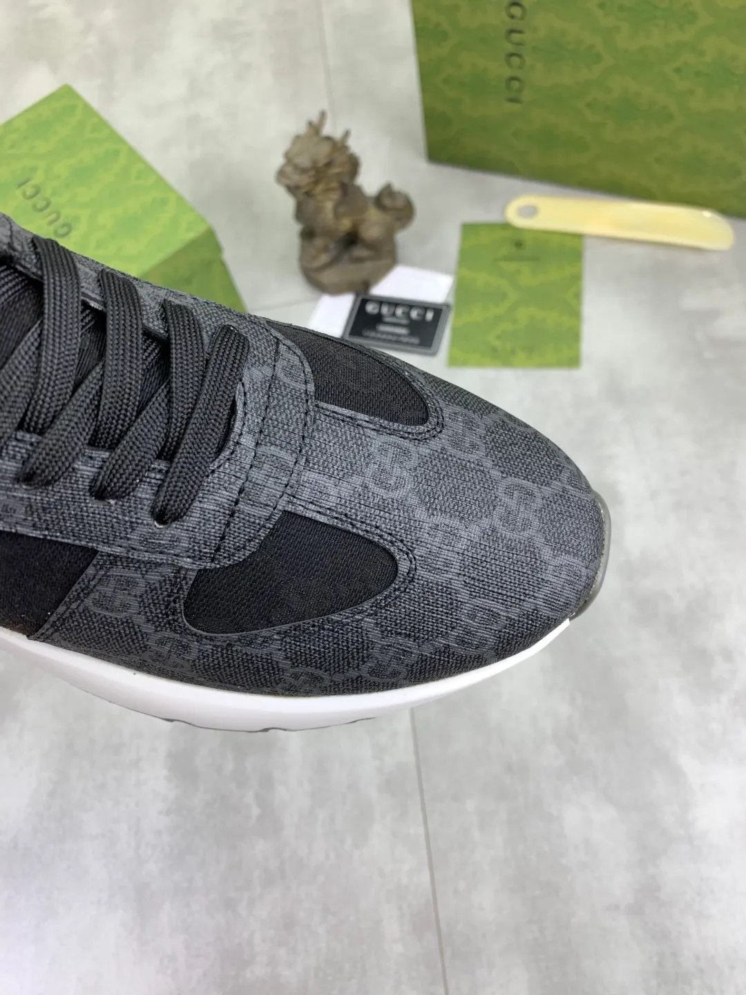 Men's shoes 💰P440💰[New model]🆘 The latest model from Gucci GUCCI official website🎁Classic casual and fashionable men's shoes👟Best model💥The version is simple and elegant, exclusive for trendy men. Unique official website latest brand elements👑Gucci original decoration, fashionable and generous, original soft calfskin fabric➕Comfortable soft first-layer pigskin lining ✅The official website specifies the wear-resistant casual outsole, the classic model is taken in real life🎬Color: 3️⃣colors available😍Number: 38-44